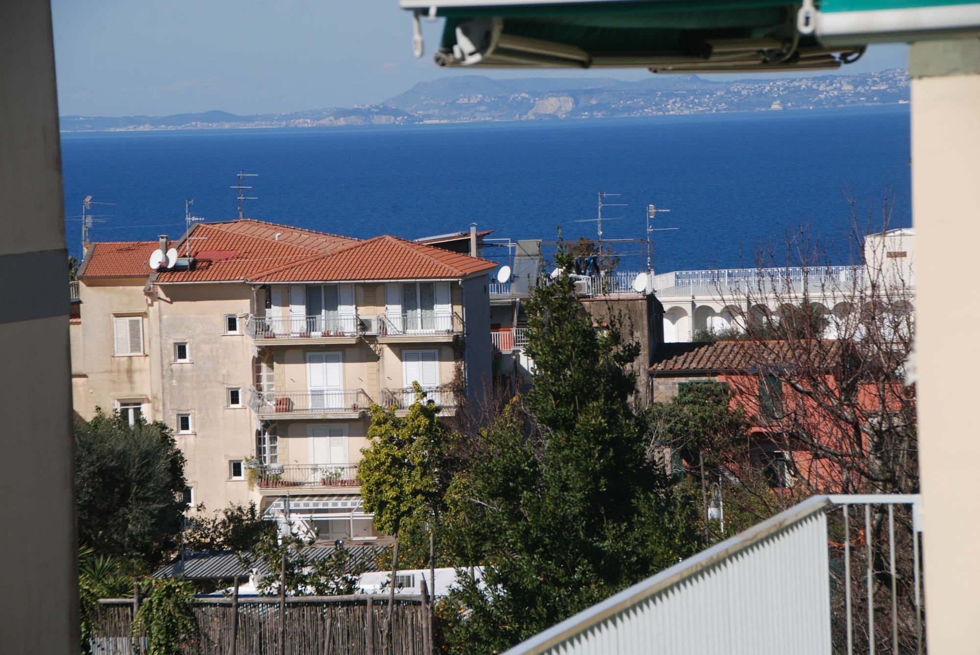 Al Parco II Rota B&B Sorrento Bagian luar foto